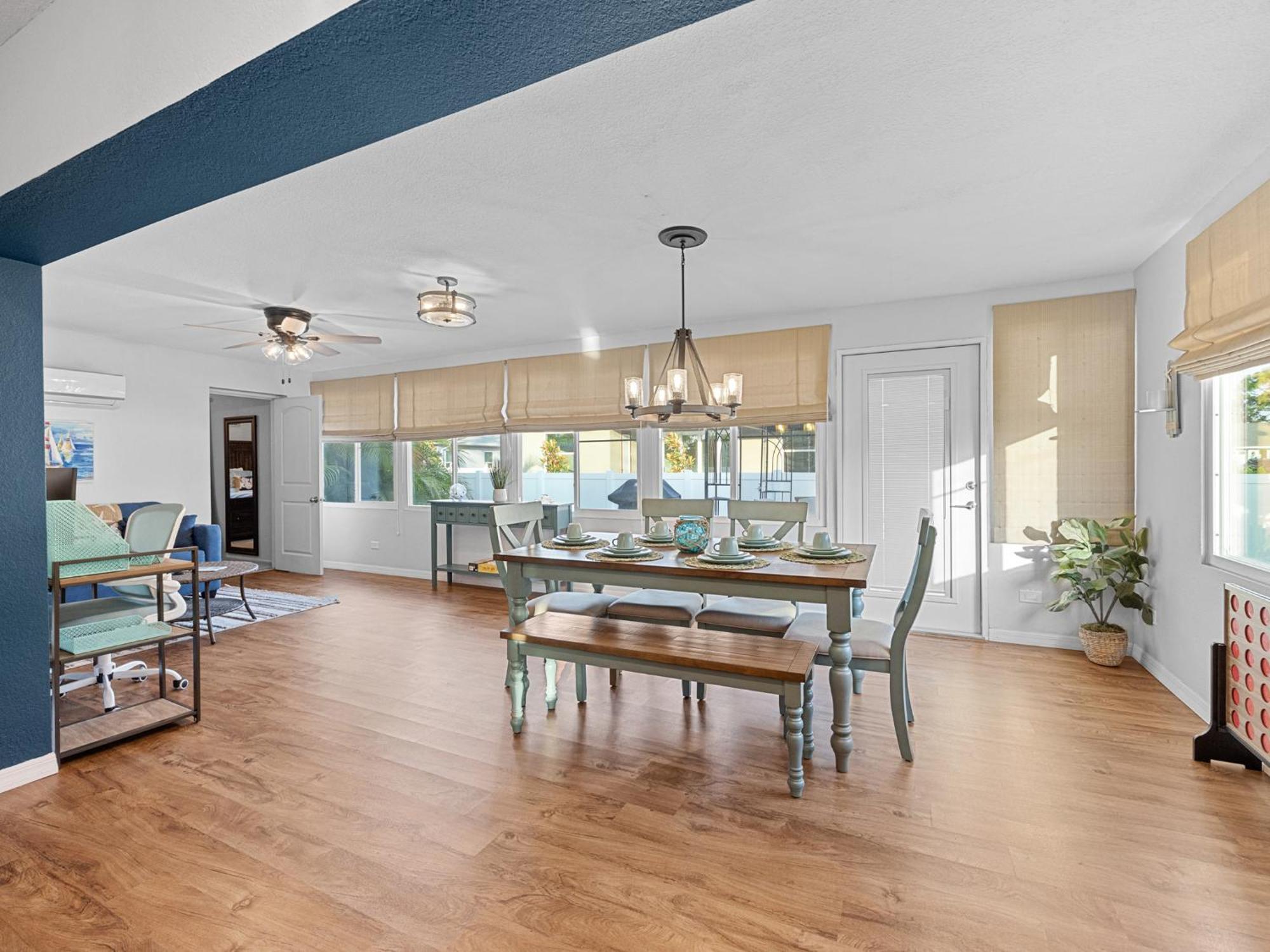 Paradise In Venice - 10 Min From Beaches! Exterior photo